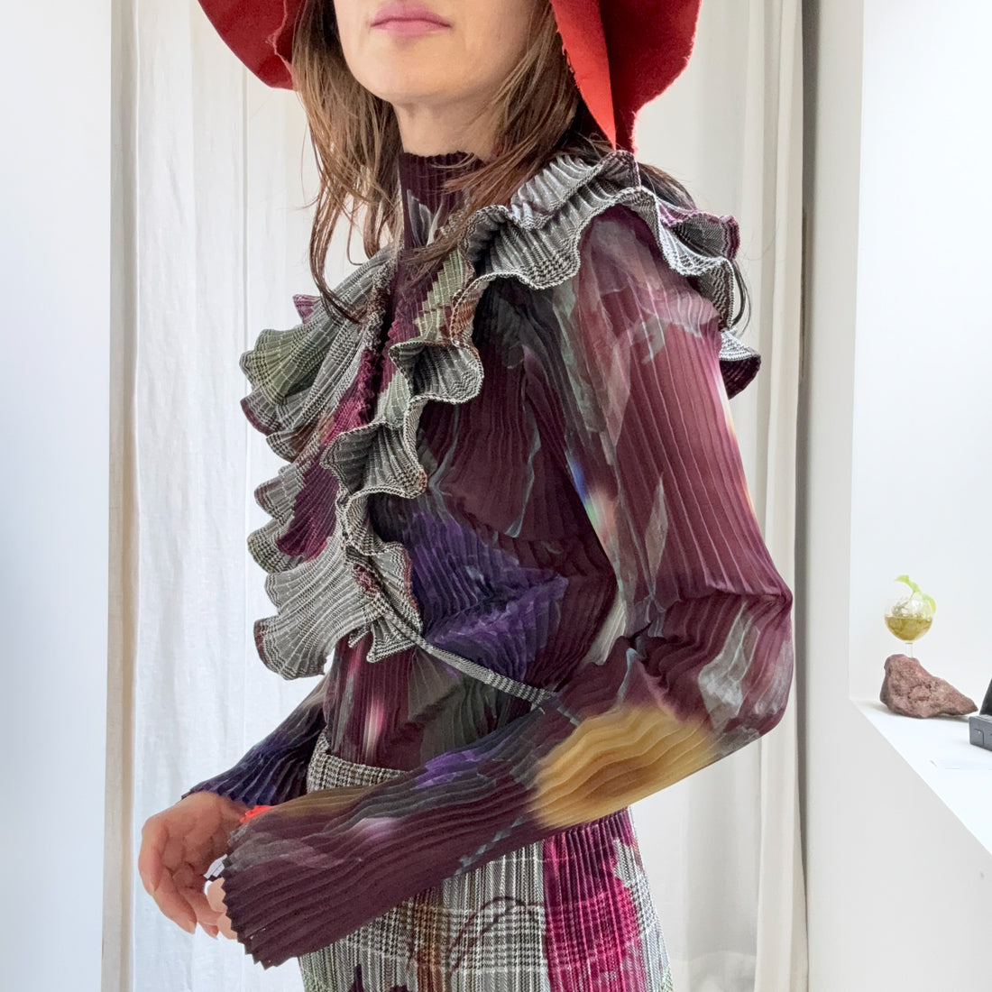 JULIA HEUER LEE PLEATED TOP IN EDWARD BLACK – GIGINA