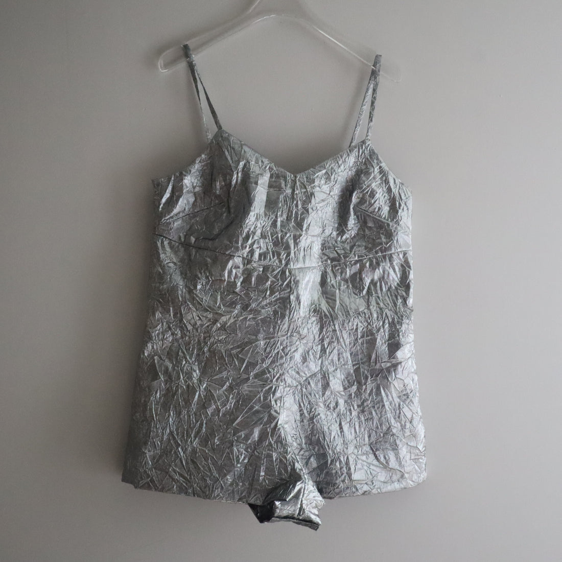 ANIGIG  SILVER METALIC CAMISOLE