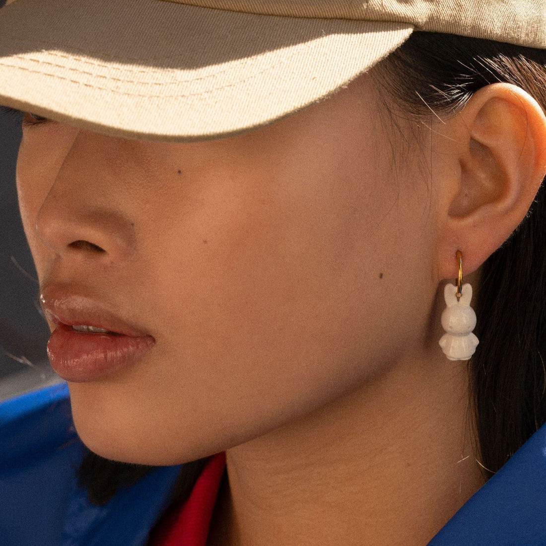 ANDRESGALLARDO  MIFFY SINGLE HOOP EARRING