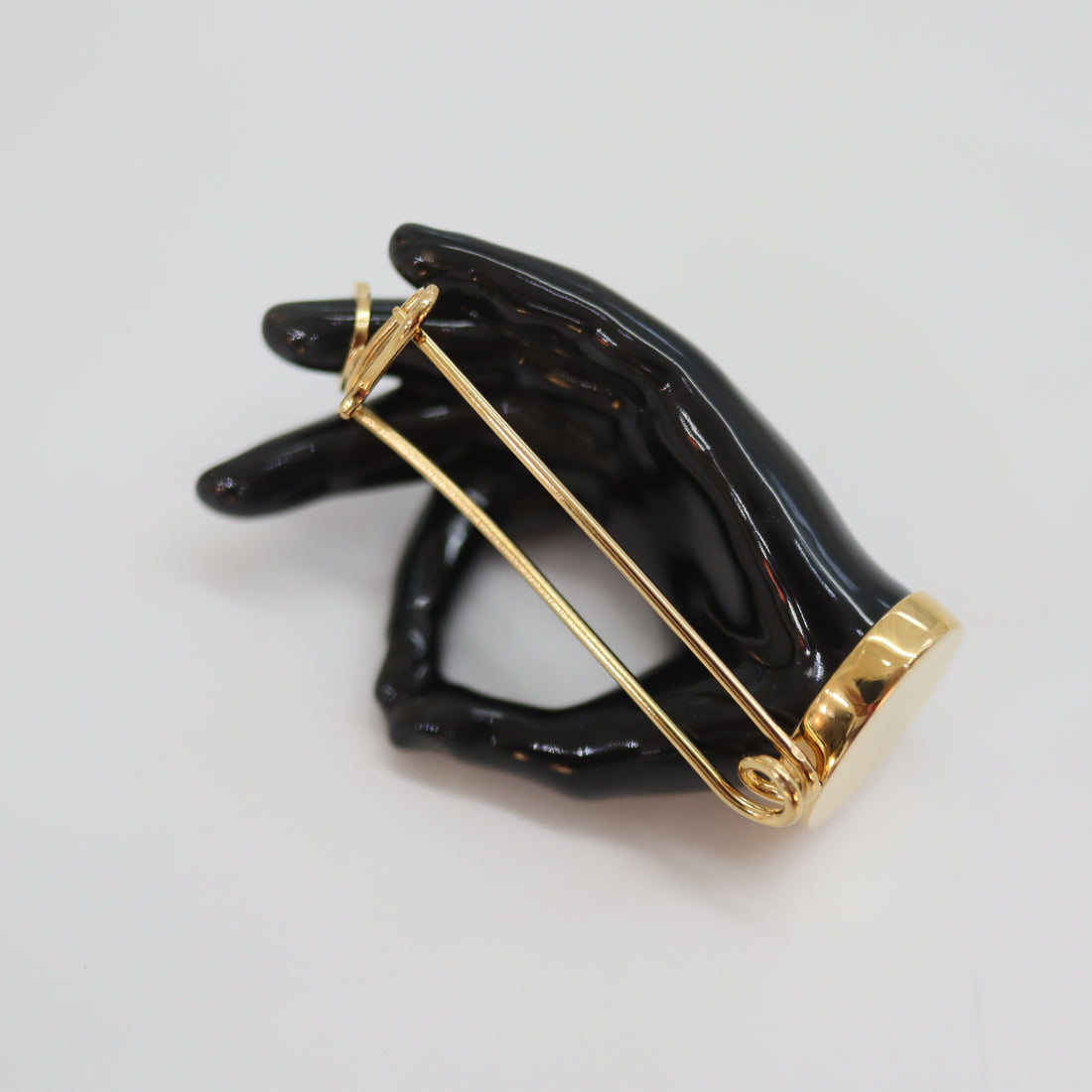 ANDRESGALLARDO  HAND PIN