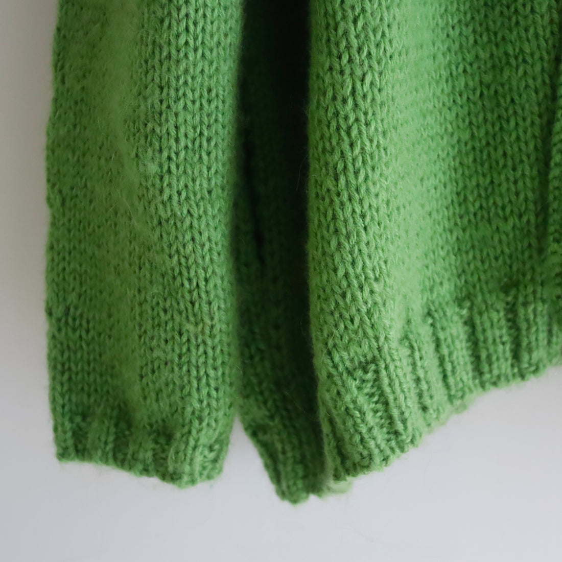 SOFIO GONGLI WAVE KNIT CARDIGAN GREEN “B“