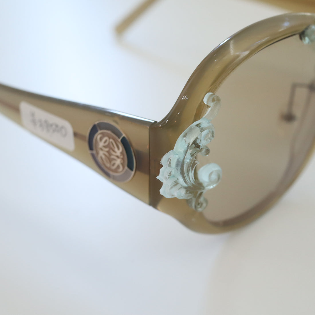 ANIGIG  MOLDING GLASSES LOEWE