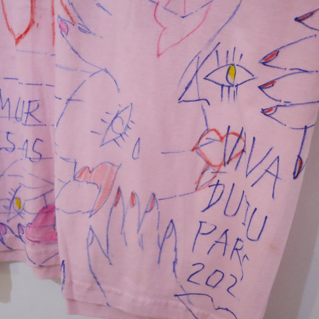 VAVA DUDU  PAINTED T-SHIRTS “I”