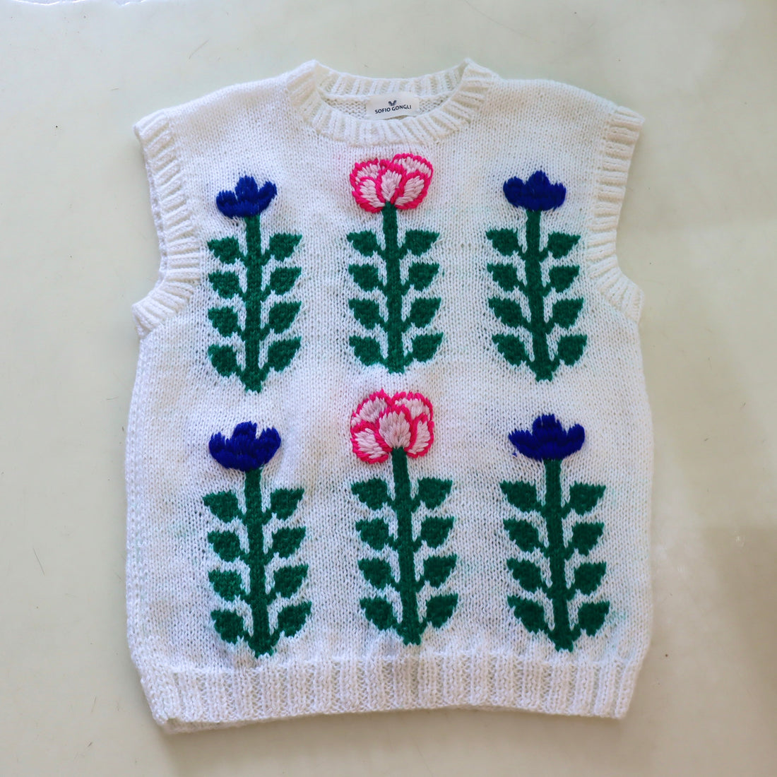 SOFIO GONGLI  KNIT VEST WHITE