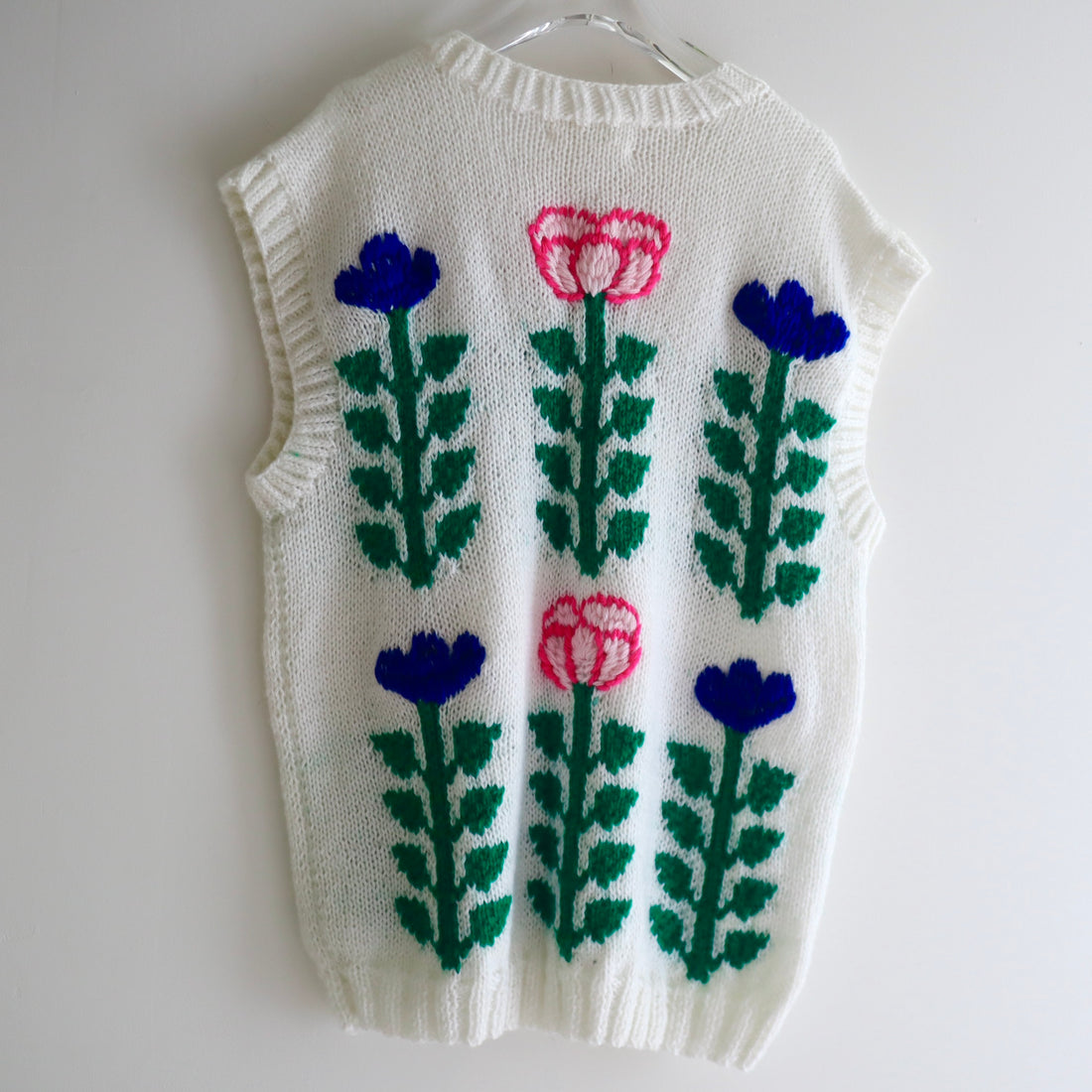 SOFIO GONGLI  KNIT VEST WHITE