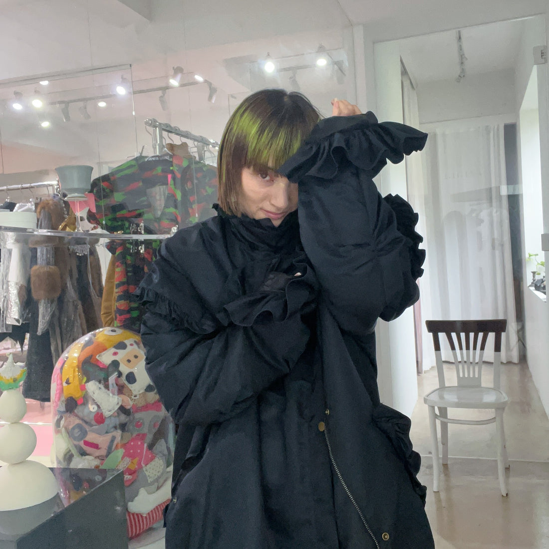 MIKIOSAKABE  FRILLED JACKET BLACK