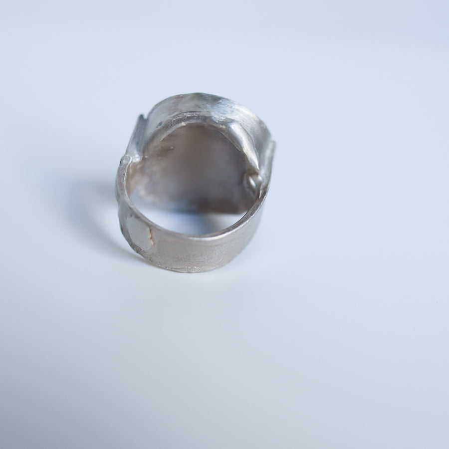 GERALDINE FENNCAMEO AND SILVER RING