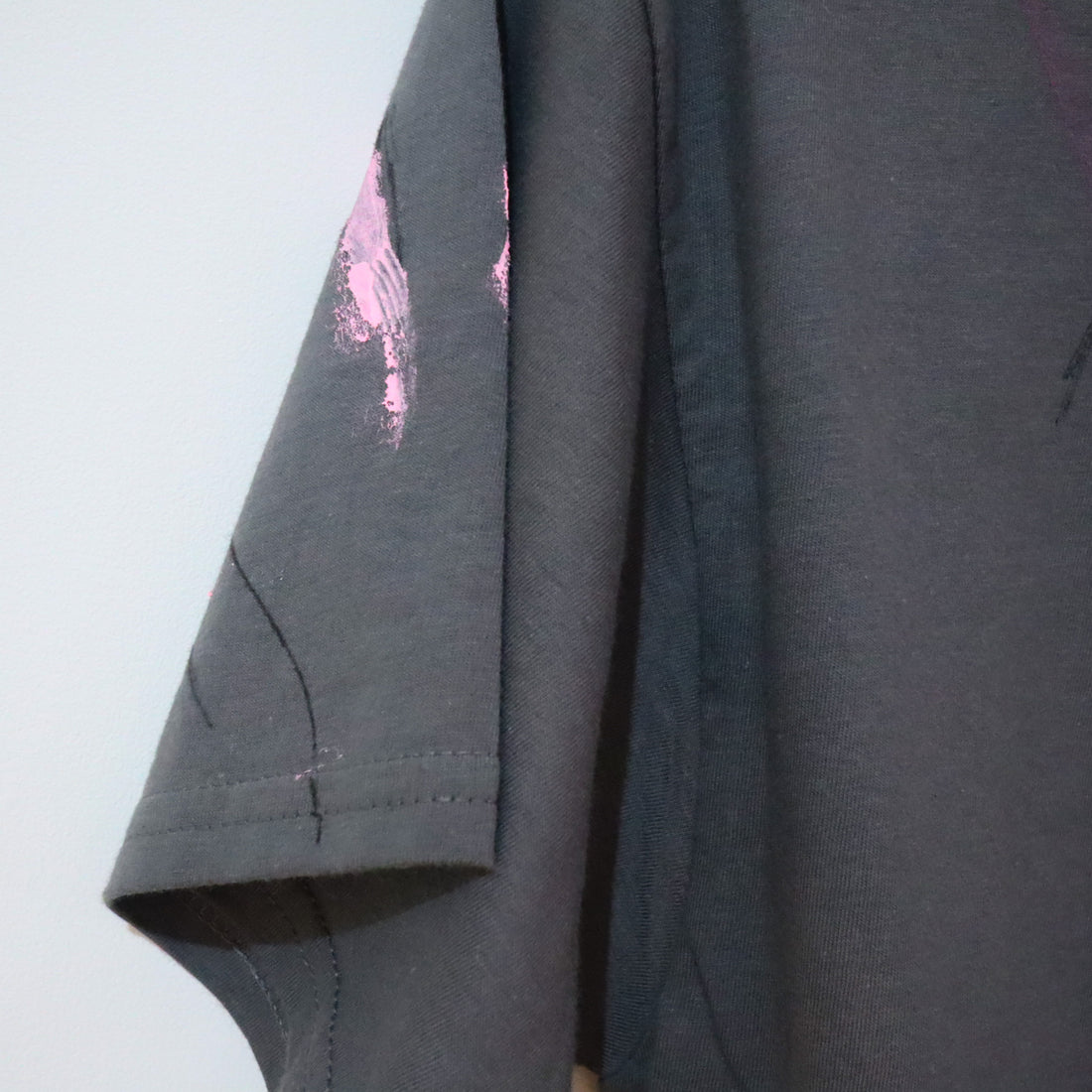 VAVA DUDU  PAINTED T-SHIRTS “O”