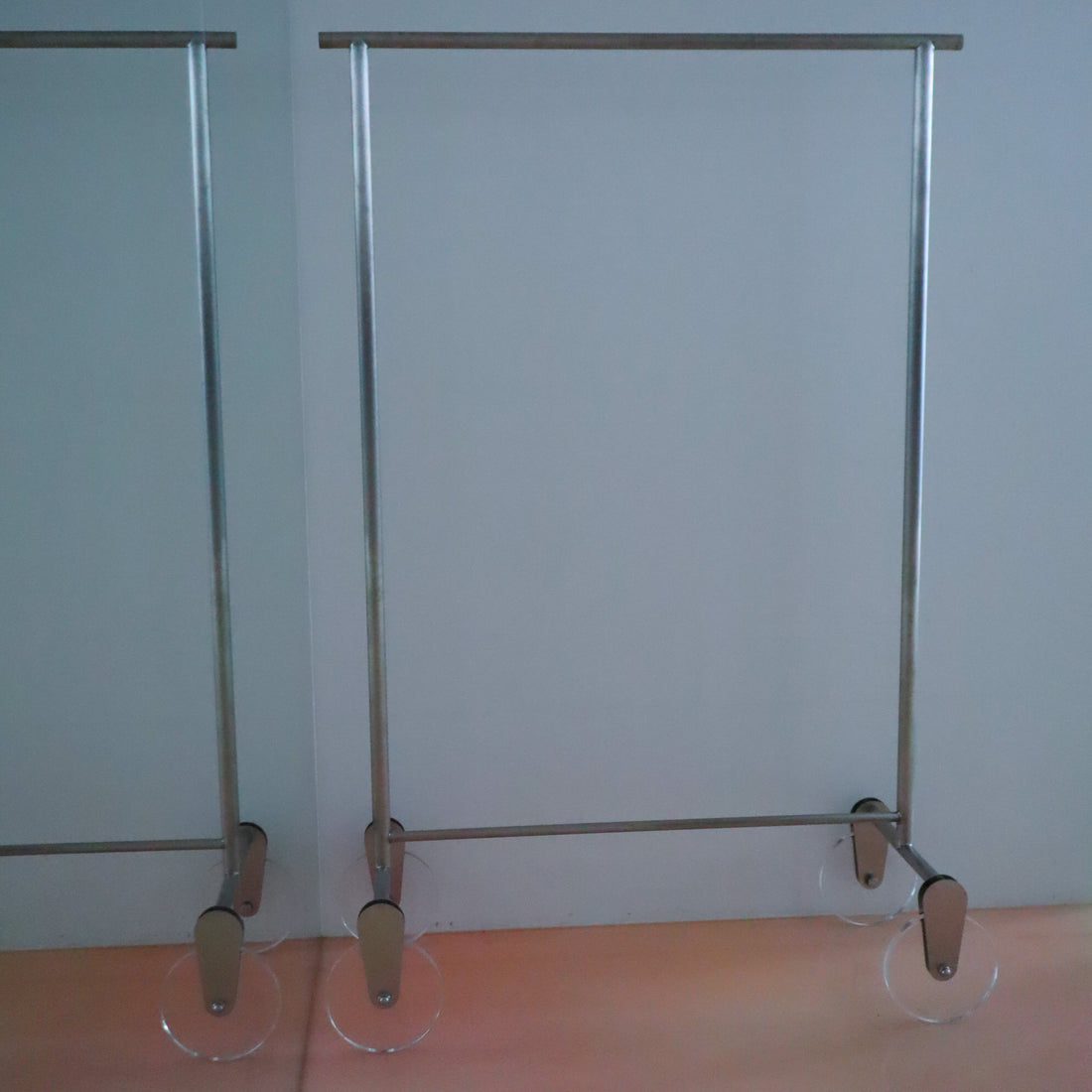 【受注生産】
GIGINA FURNITURE  STAINLESS RACK & ACRYLIC CANISTER "M"