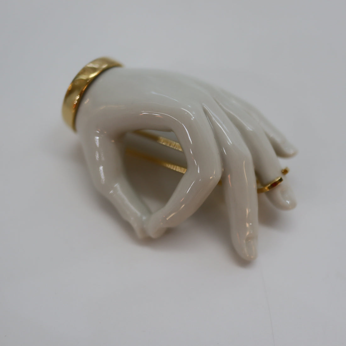 ANDRESGALLARDO  HAND PIN