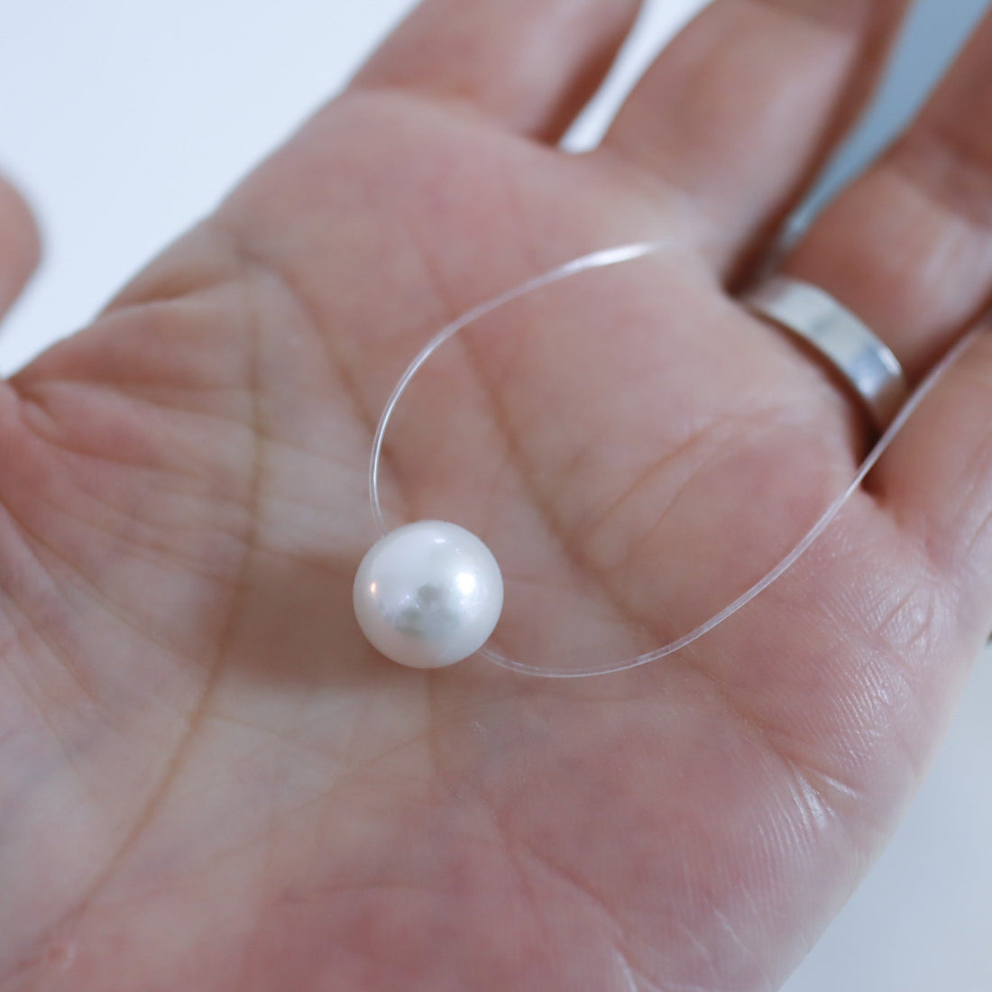 PALA  NATURAL PEARL INVISIBLE NECKLACE