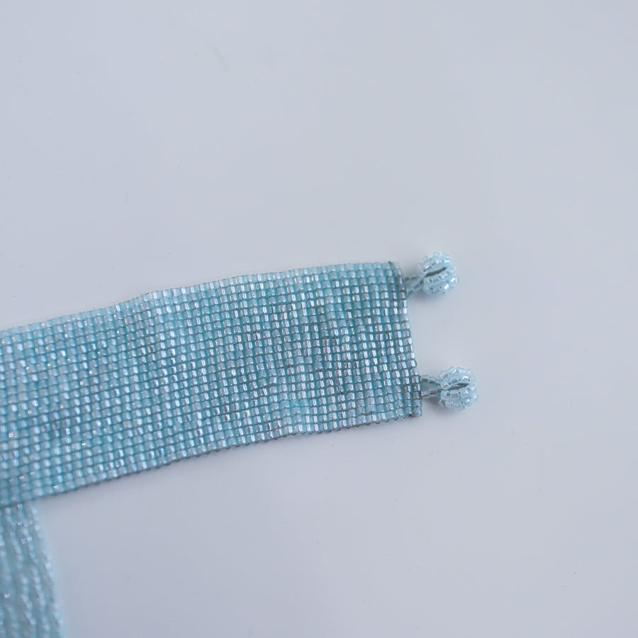 ADRABLEFRINGE CHOKER LIGHT BLUE