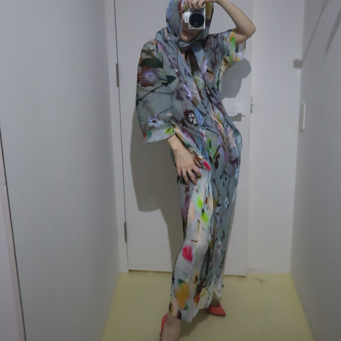 JULIA HEUER  HANDPLEATED STACY KAFTAN