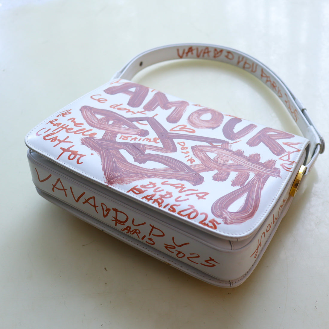 VAVA DUDU×GUCCI  17