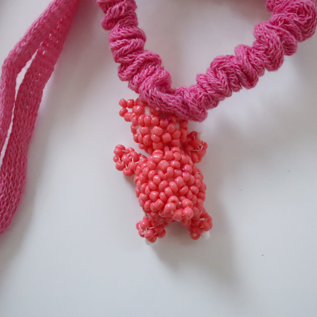 LOU DE BÈTOLY  BEADS NECKLACE “E”