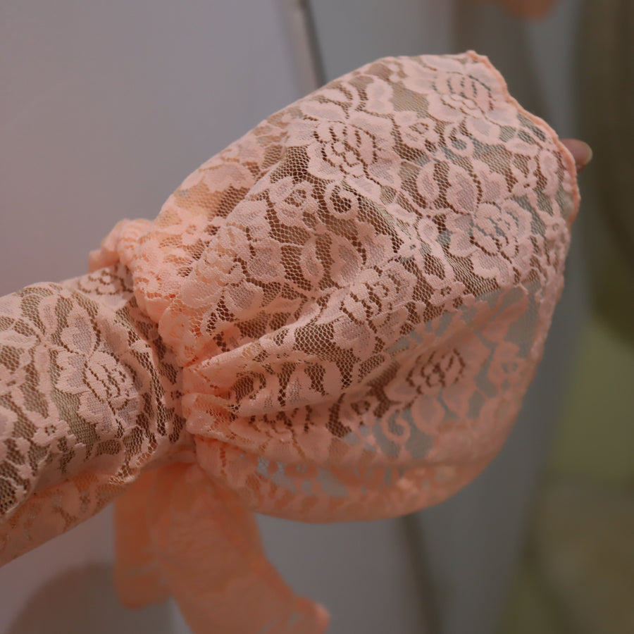 ANIGIGBELL SLEEVE LACE HENLEY TOP