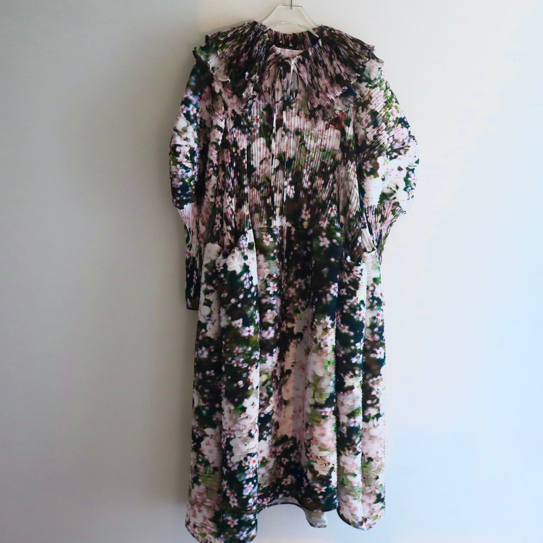 JULIA HEUER  PHOEBE HANDPLEATED DRESS IN HOLLE