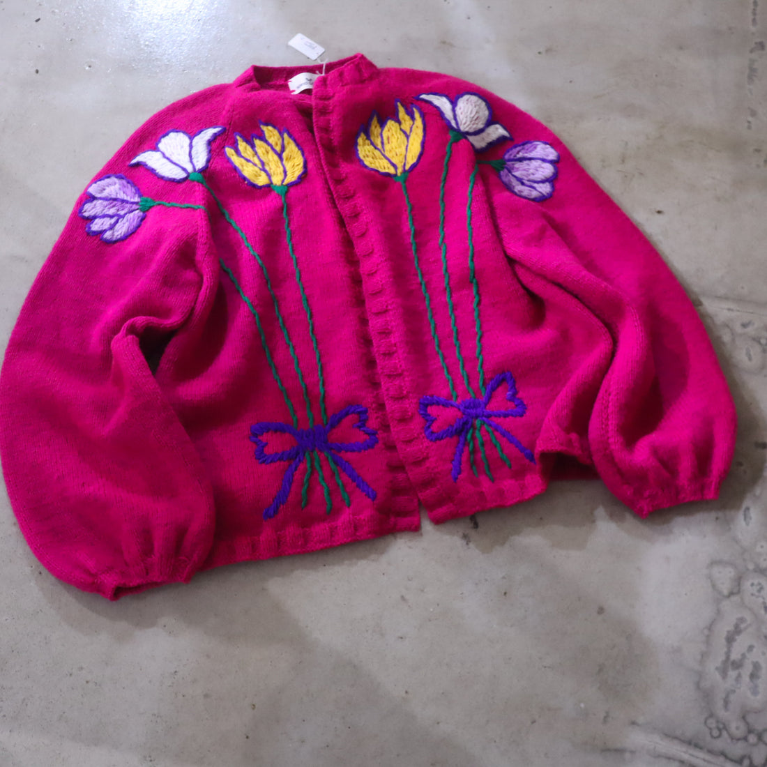 SOFIO GONGLI  FLOWER KNIT CARDIGAN "A"