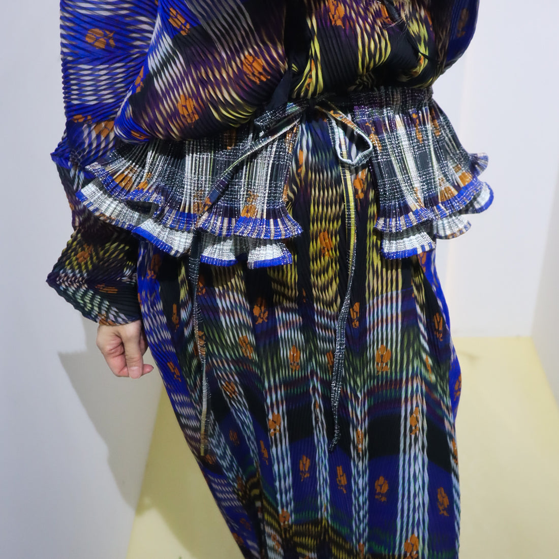JULIA HEUER  WINNIE PLEATED COLLAR IN HELGE