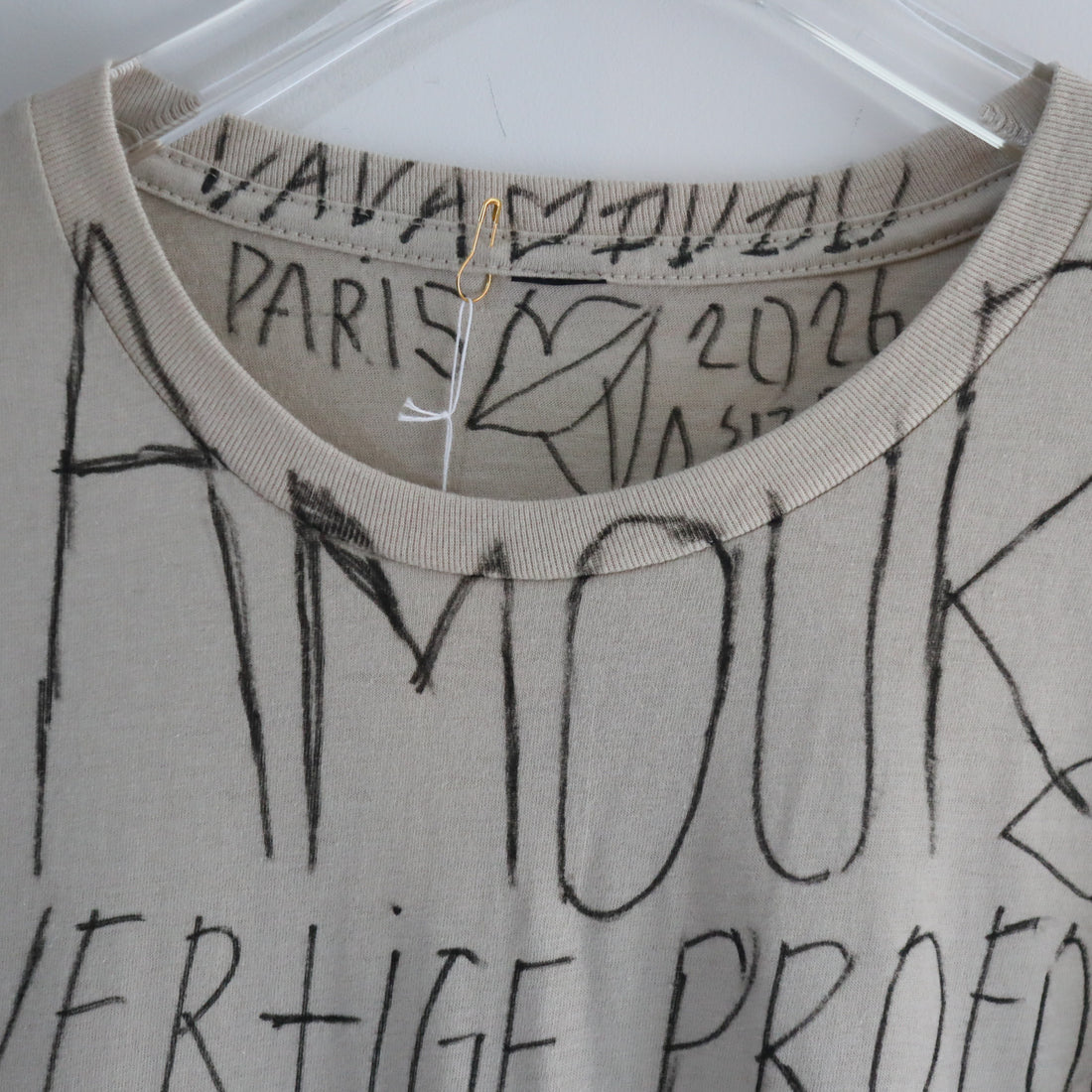 VAVA DUDU  PAINTED T-SHIRTS “U”
