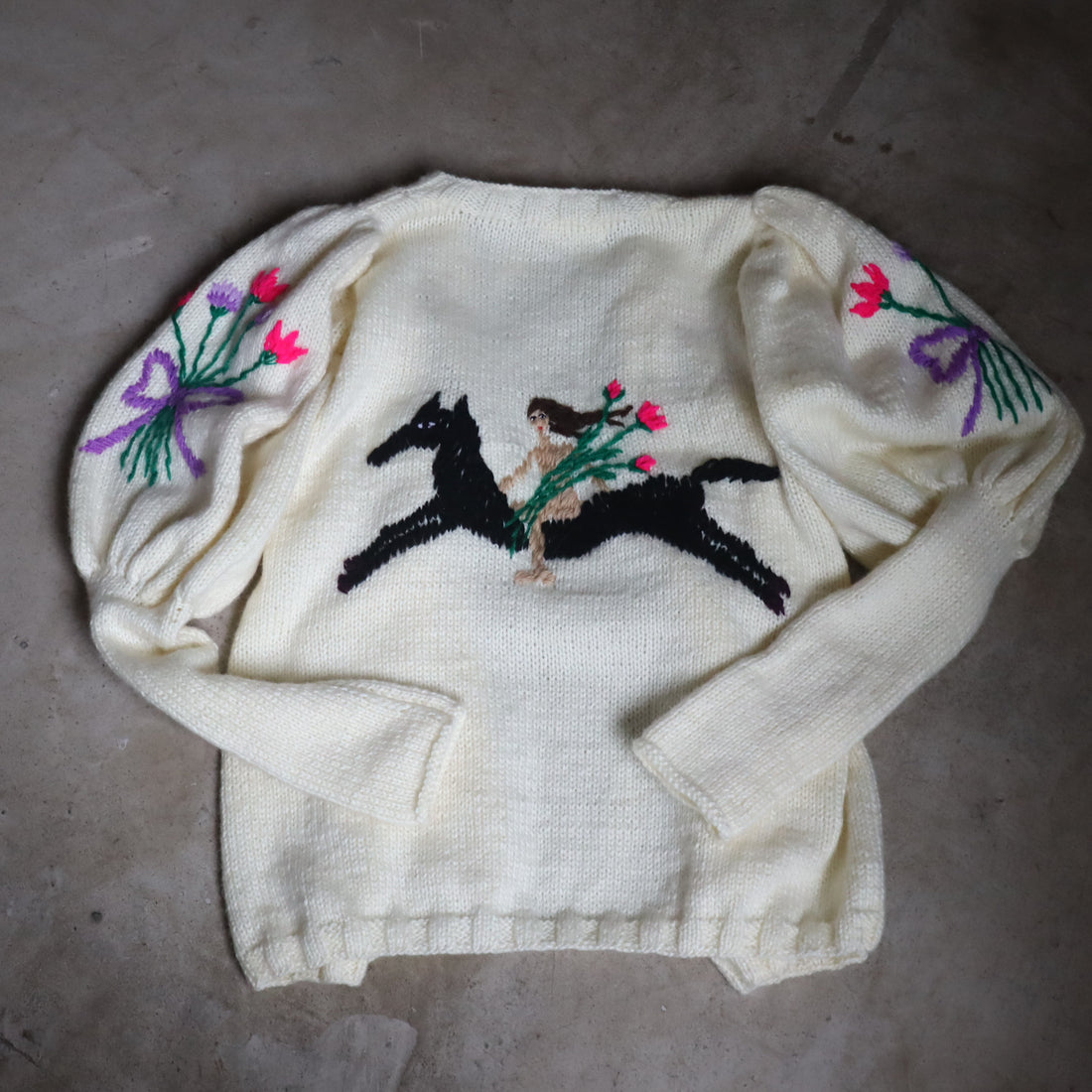 SOFIO GONGLI  FLOWER KNIT CARDIGAN "K"