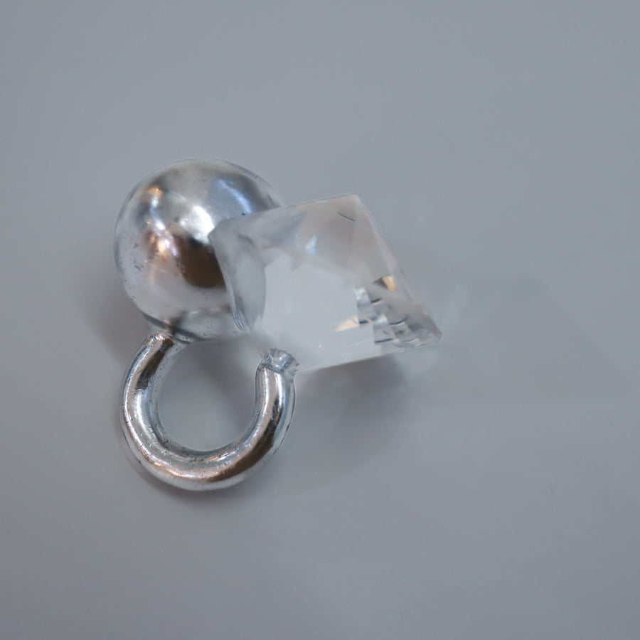 IMAGOALUMINUM RING CRYSTAL QUARTZ