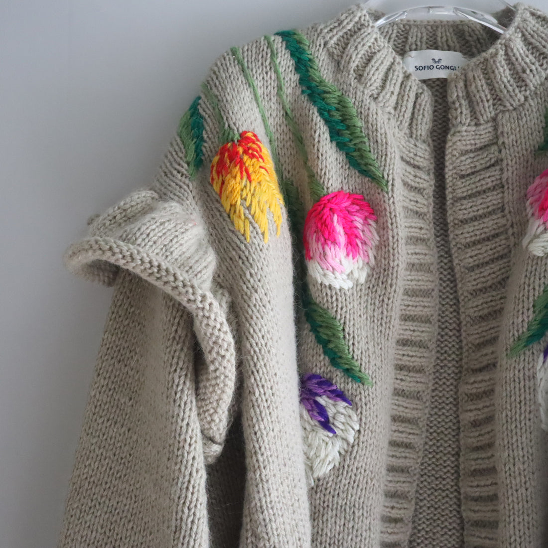 SOFIO GONGLI  FLOWER KNIT CARDIGAN