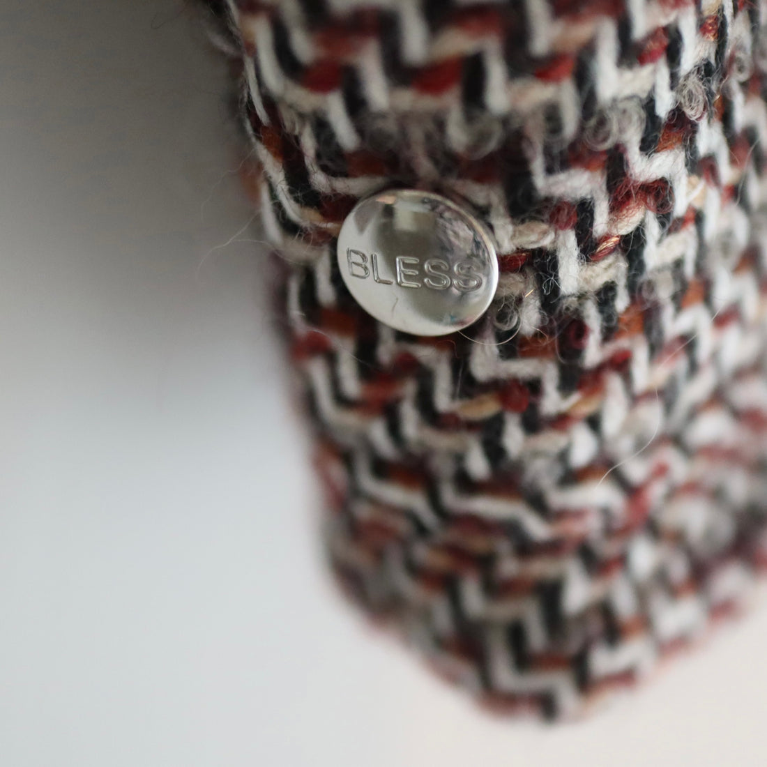 BLESS  WORKJACKET LL815 BLACK WHITE RED