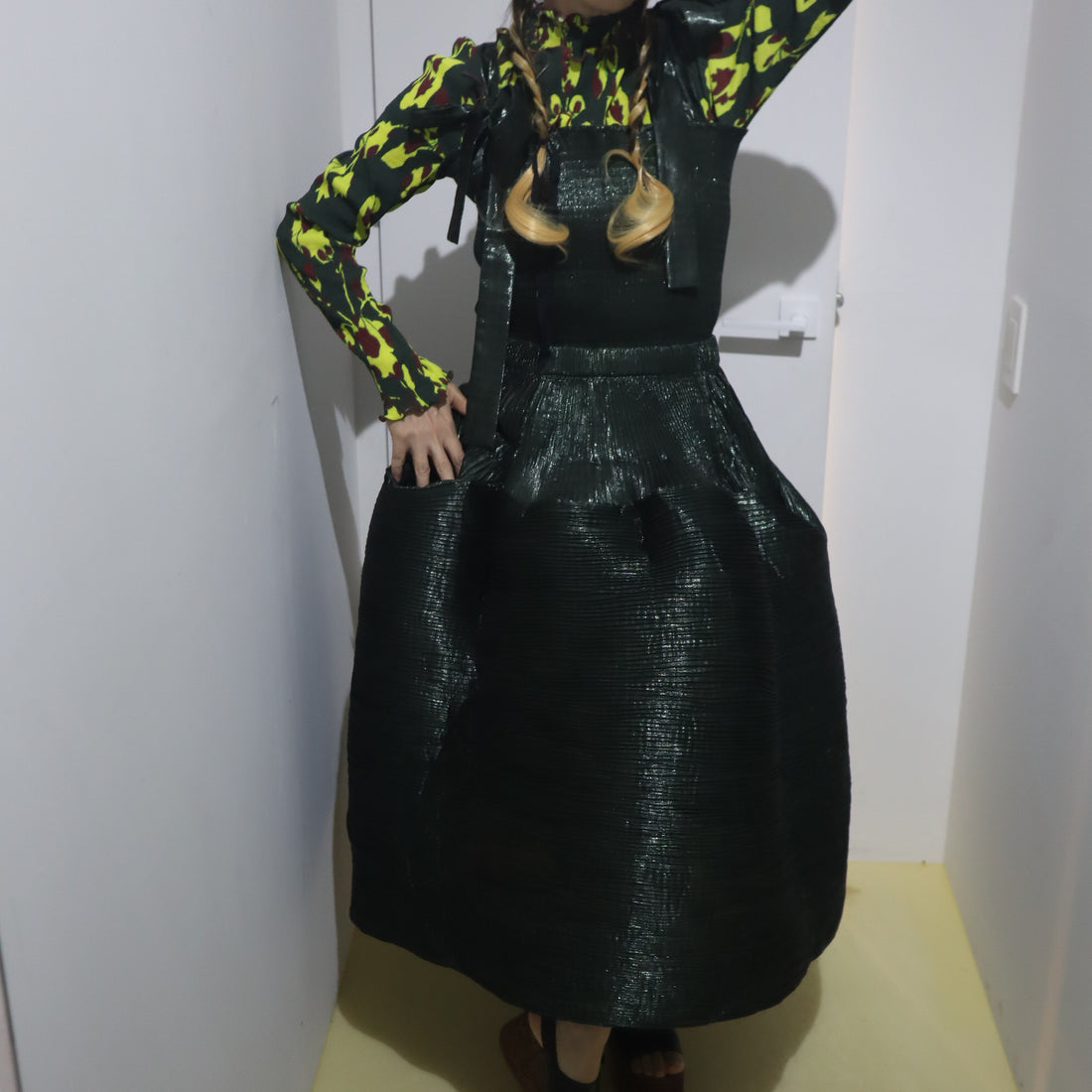 JULIA HEUER  KARL SMOCK PLEATED TOP IN ELECTRIC INGRID