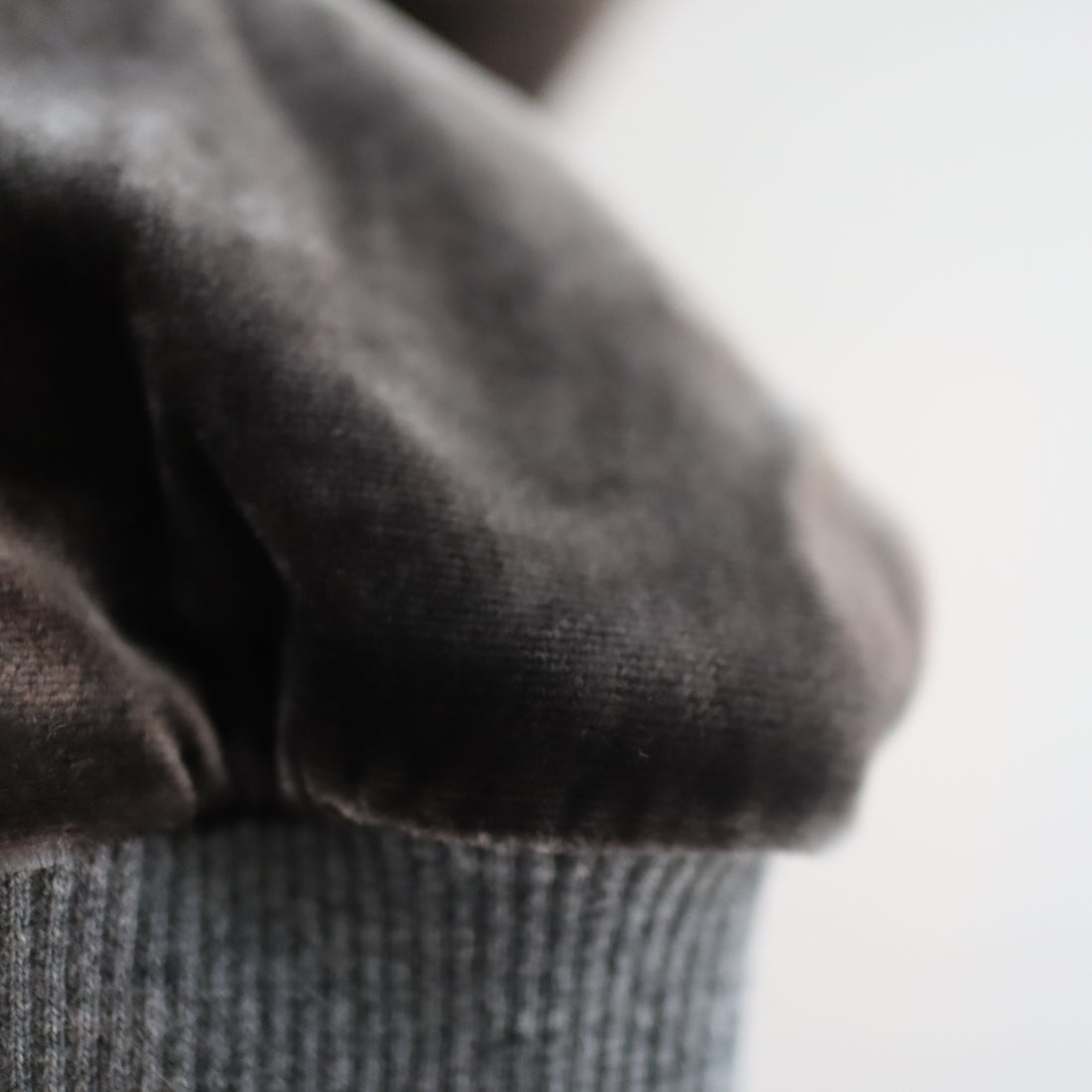 TRANSE PARIS  SILK VELVET PANTS