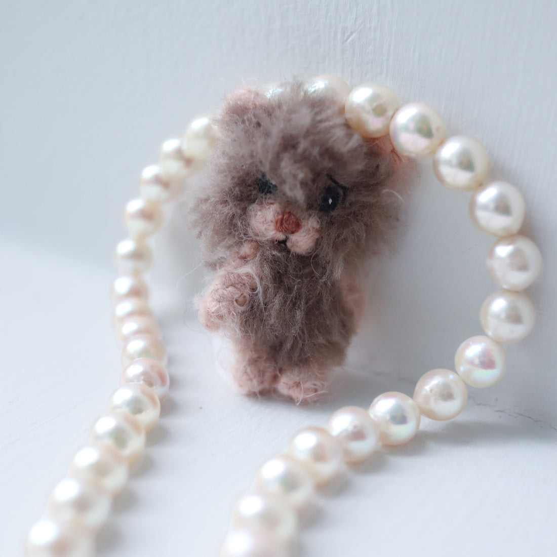 MINITURE FLUFFY BEAR “WHITE”
