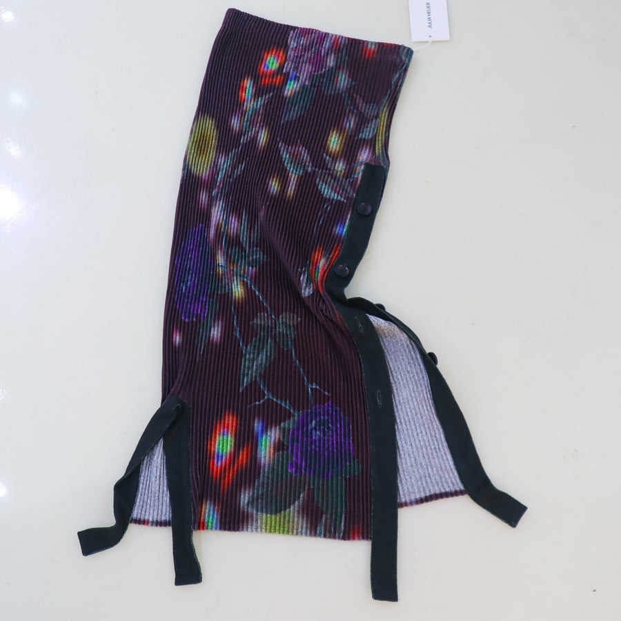 JULIA HEUEREGON PLEATED KNIT SKIRT IN EDWARD