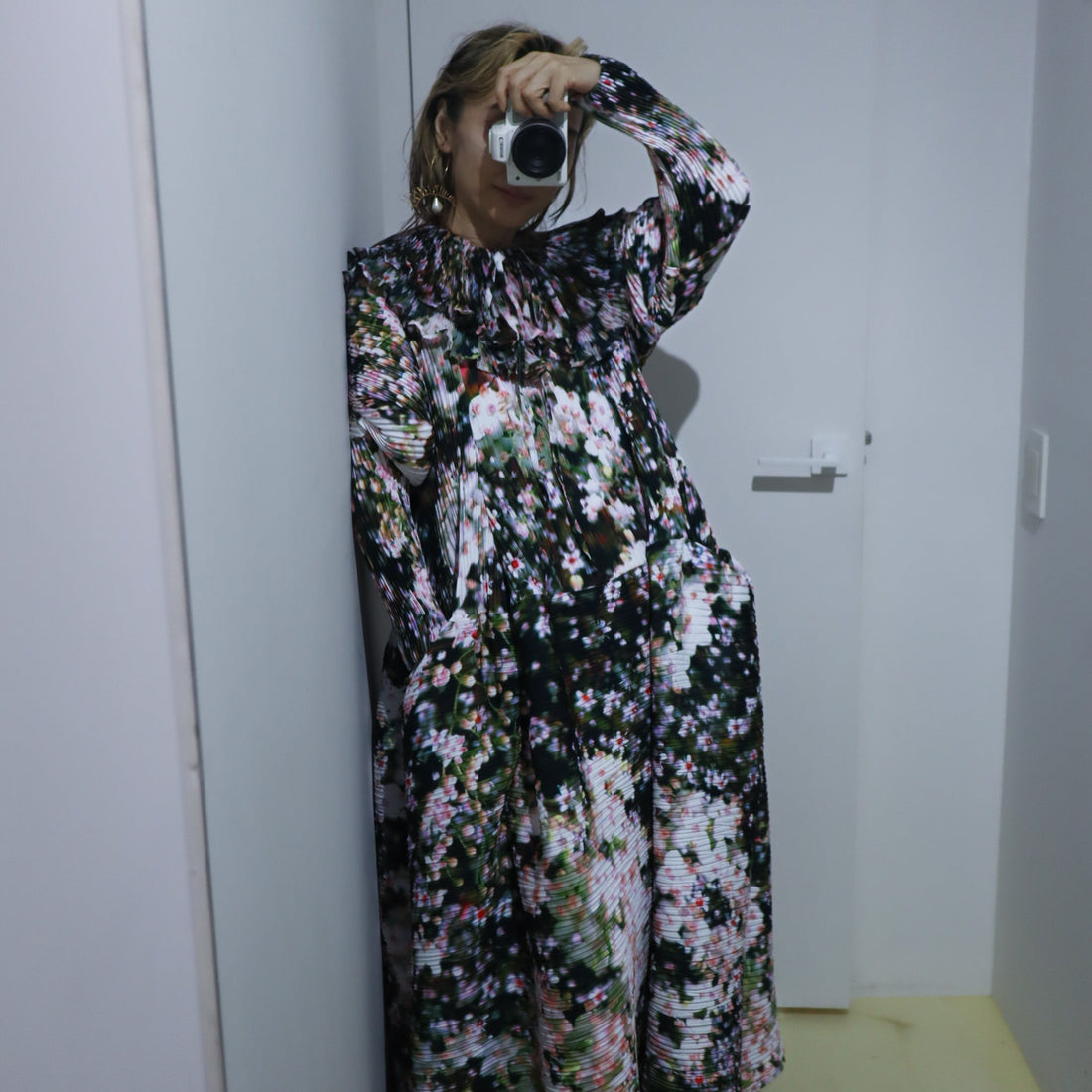 JULIA HEUER  PHOEBE HANDPLEATED DRESS IN HOLLE