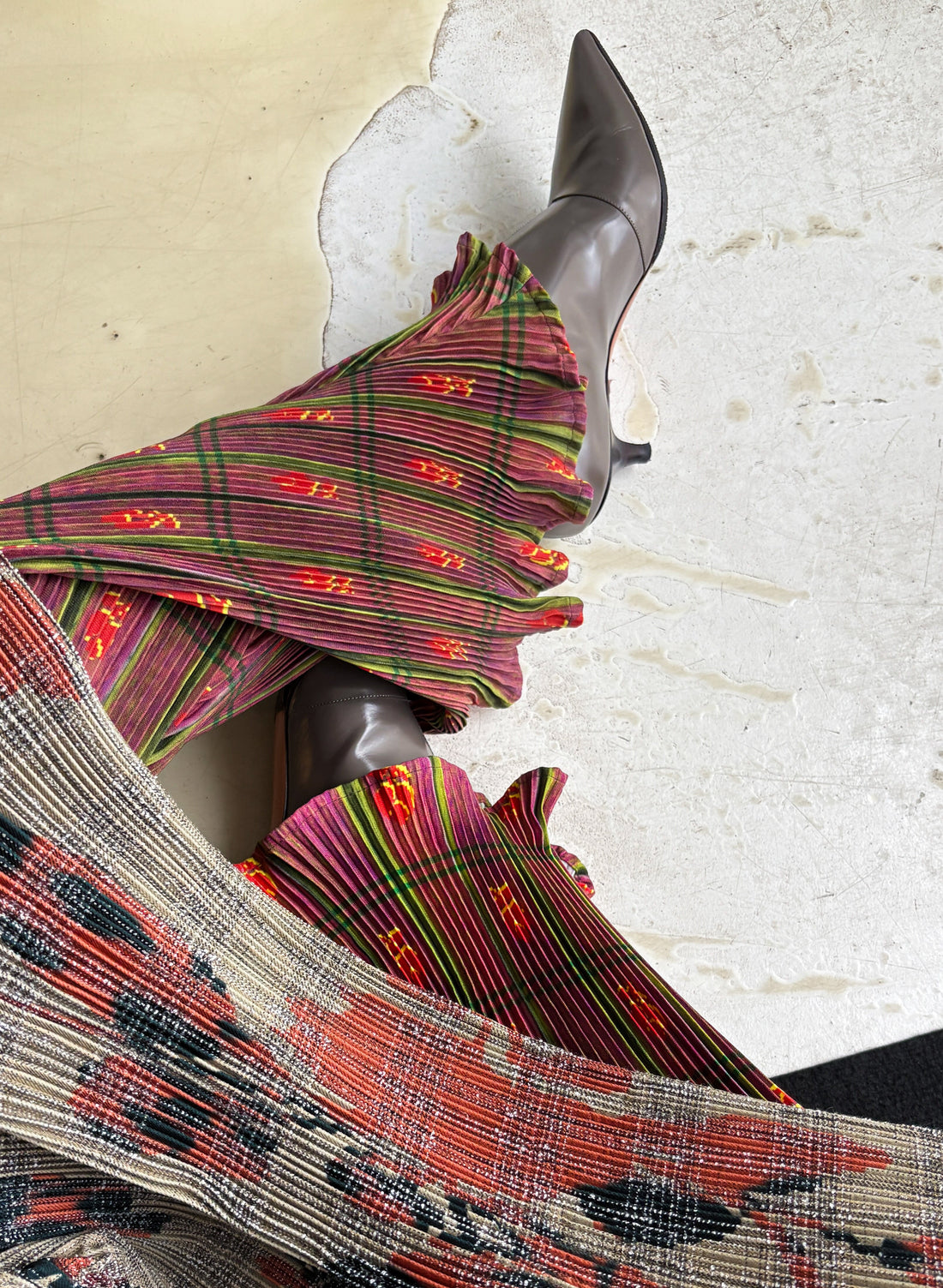 ＜EXCLUSIVE＞JULIA HEUER  ROSE FLARE TROUSERS IN EARTHY ROMAN