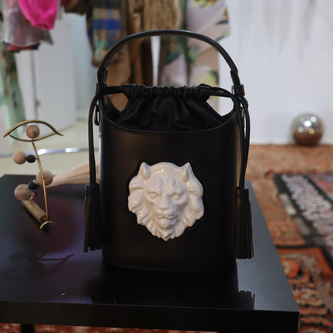 ANDRESGALLARDO  BOMBONERA LION BAG