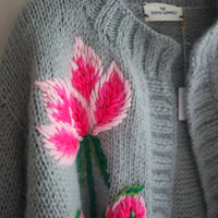 SOFIO GONGLI  FLOWER KNIT CARDIGAN "I"
