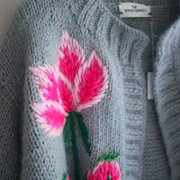 SOFIO GONGLI  FLOWER KNIT CARDIGAN "I"
