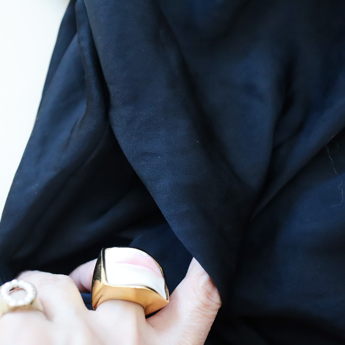 TRANSE PARIS  DRAPPED CASUAL PANTS