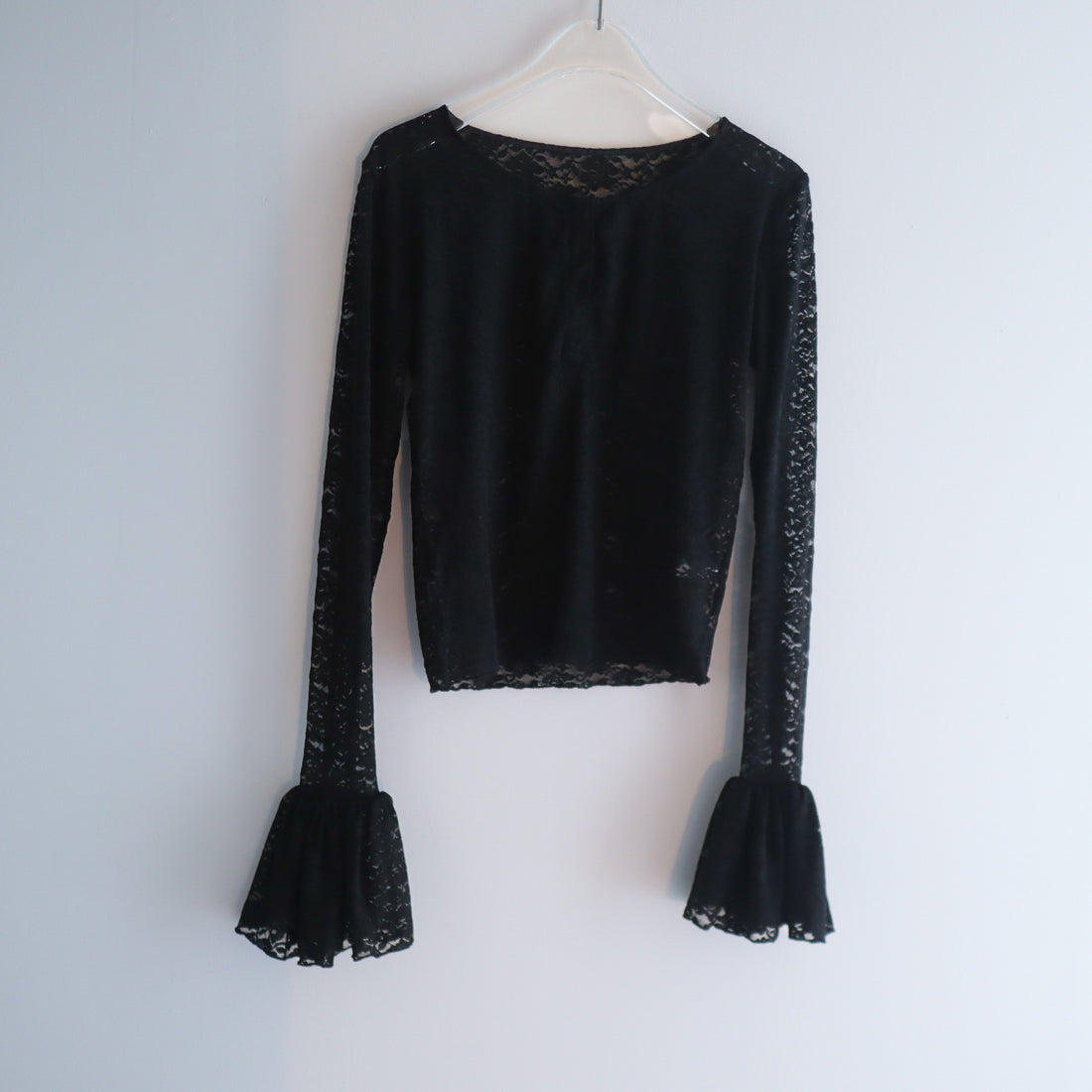 ANIGIG  BELL SLEEVE LACE HENLEY TOP