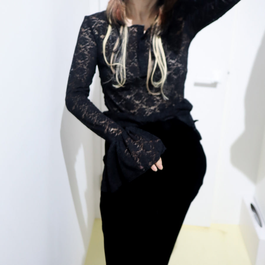 ANIGIGBELL SLEEVE LACE HENLEY TOP