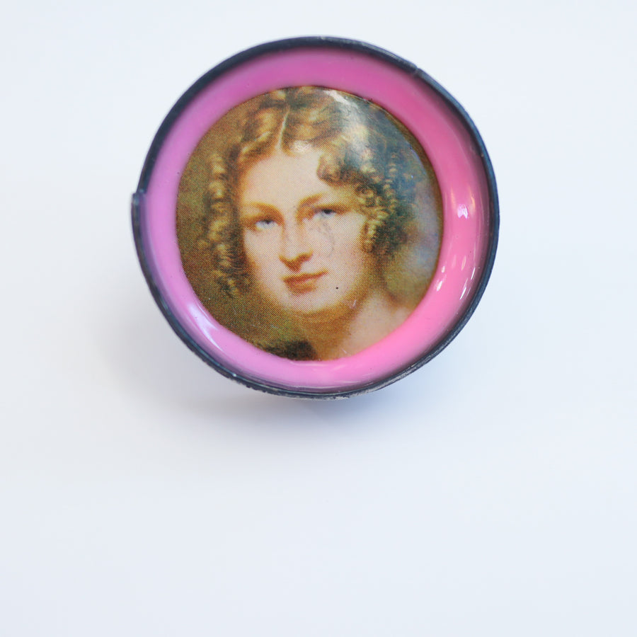 GERALDINE FENNPORCELAIN CAMEO RING