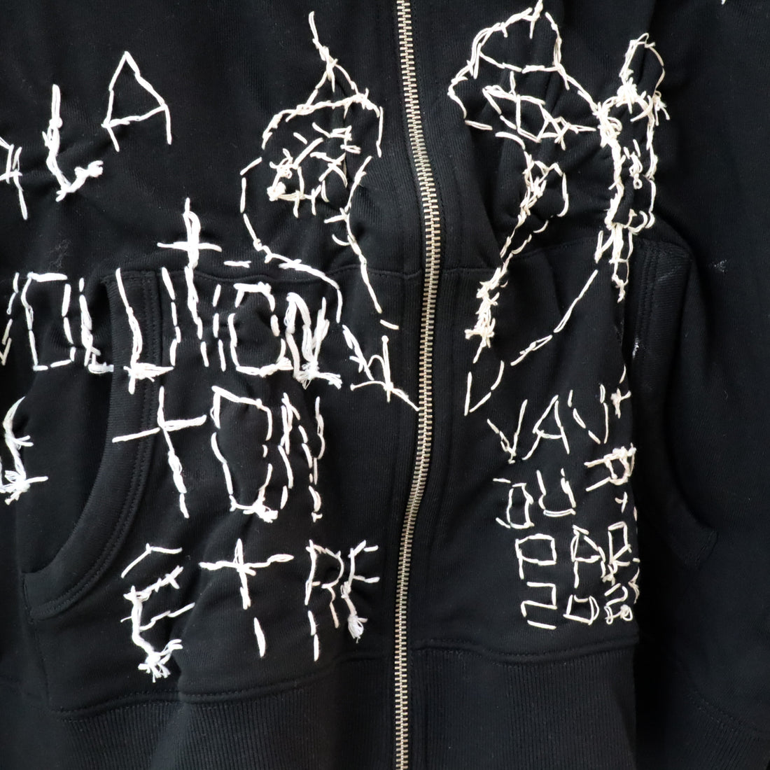 VAVA DUDU  EMBROIDERY HOODIE BLACK