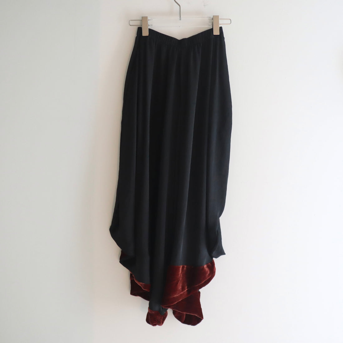 TRANSE PARIS  DRAPPED CASUAL PANTS