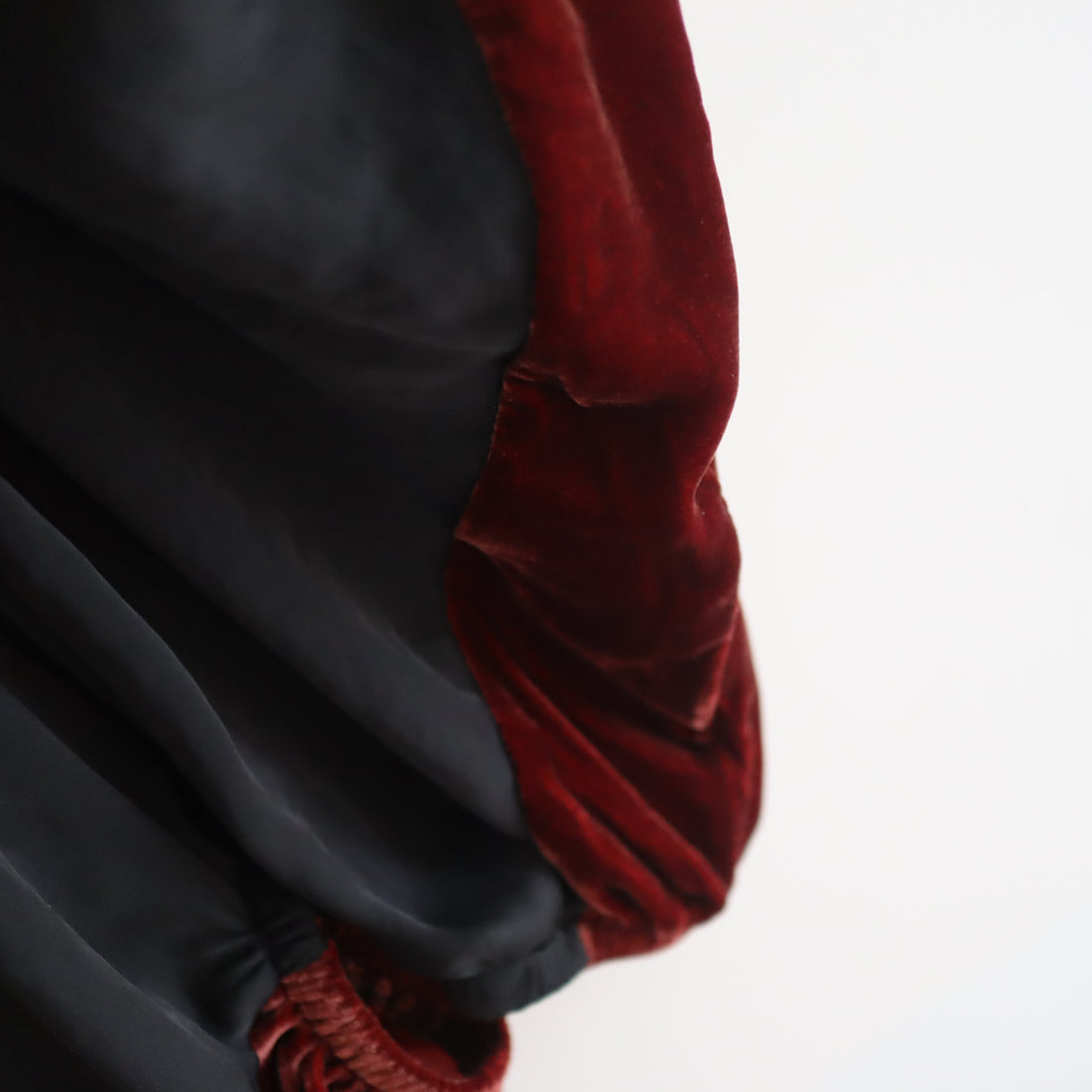 TRANSE PARIS  DRAPPED CASUAL PANTS