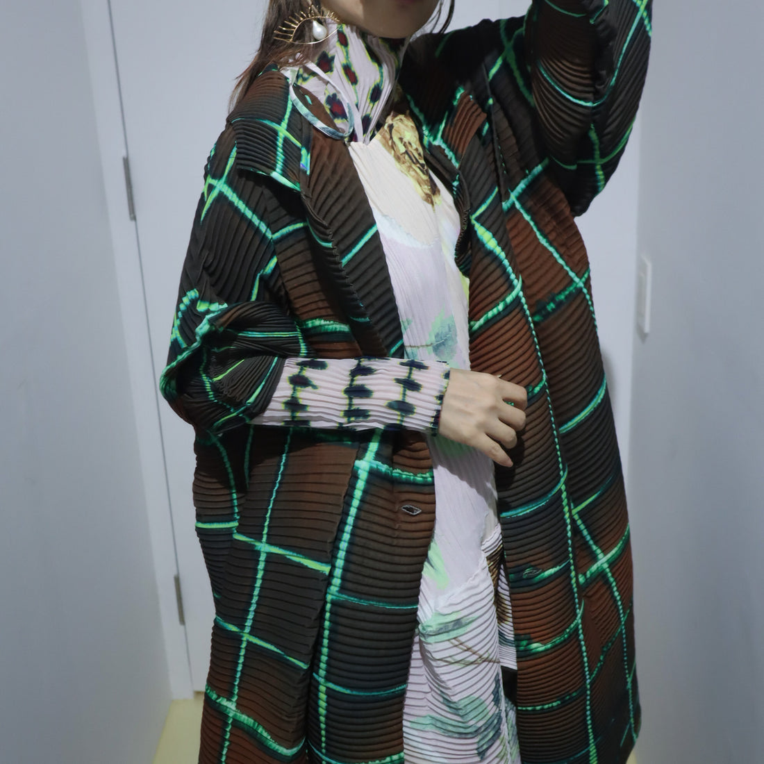 JULIA HEUER  JOHAN HANDPLEATED COAT IN N HARALD