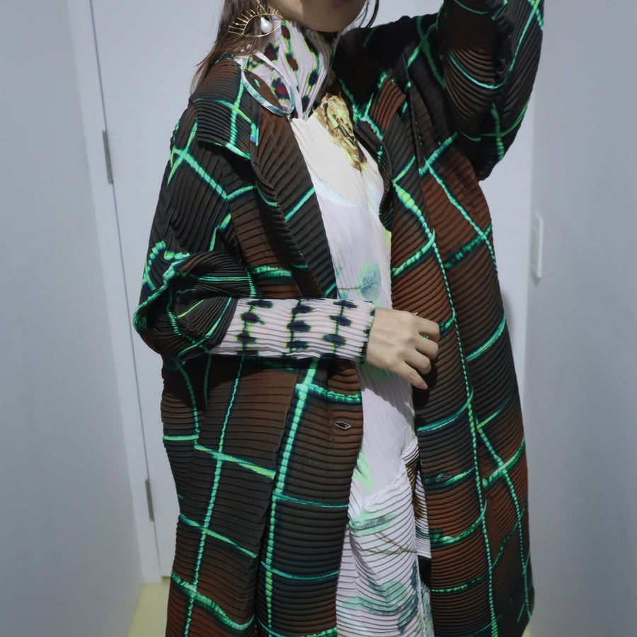 JULIA HEUERJOHAN HANDPLEATED COAT IN N HARALD