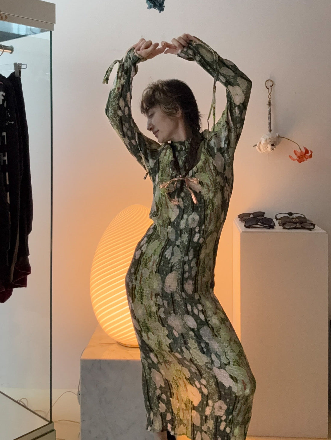 JULIA HEUER  HUXLEY SMOCK PLEATED DRESS IN BRUNO