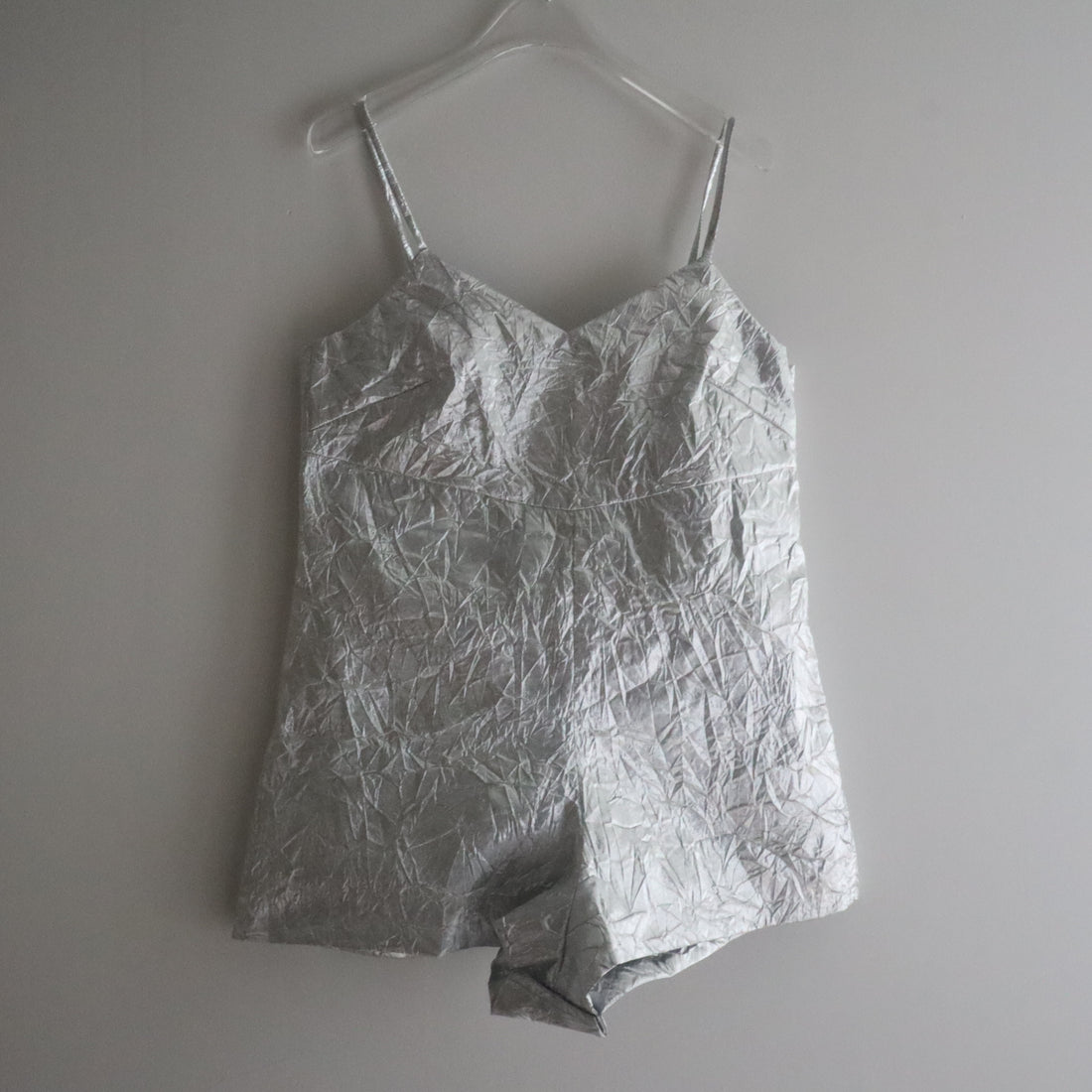 ANIGIG  SILVER METALIC CAMISOLE