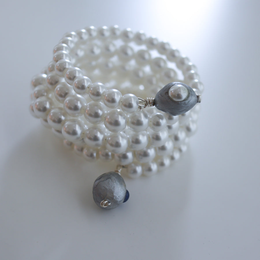 ANIGIGPEARL WHIRL BANGLE