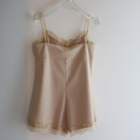 ANIGIG  CAMISOLE LACE PLAYSUIT